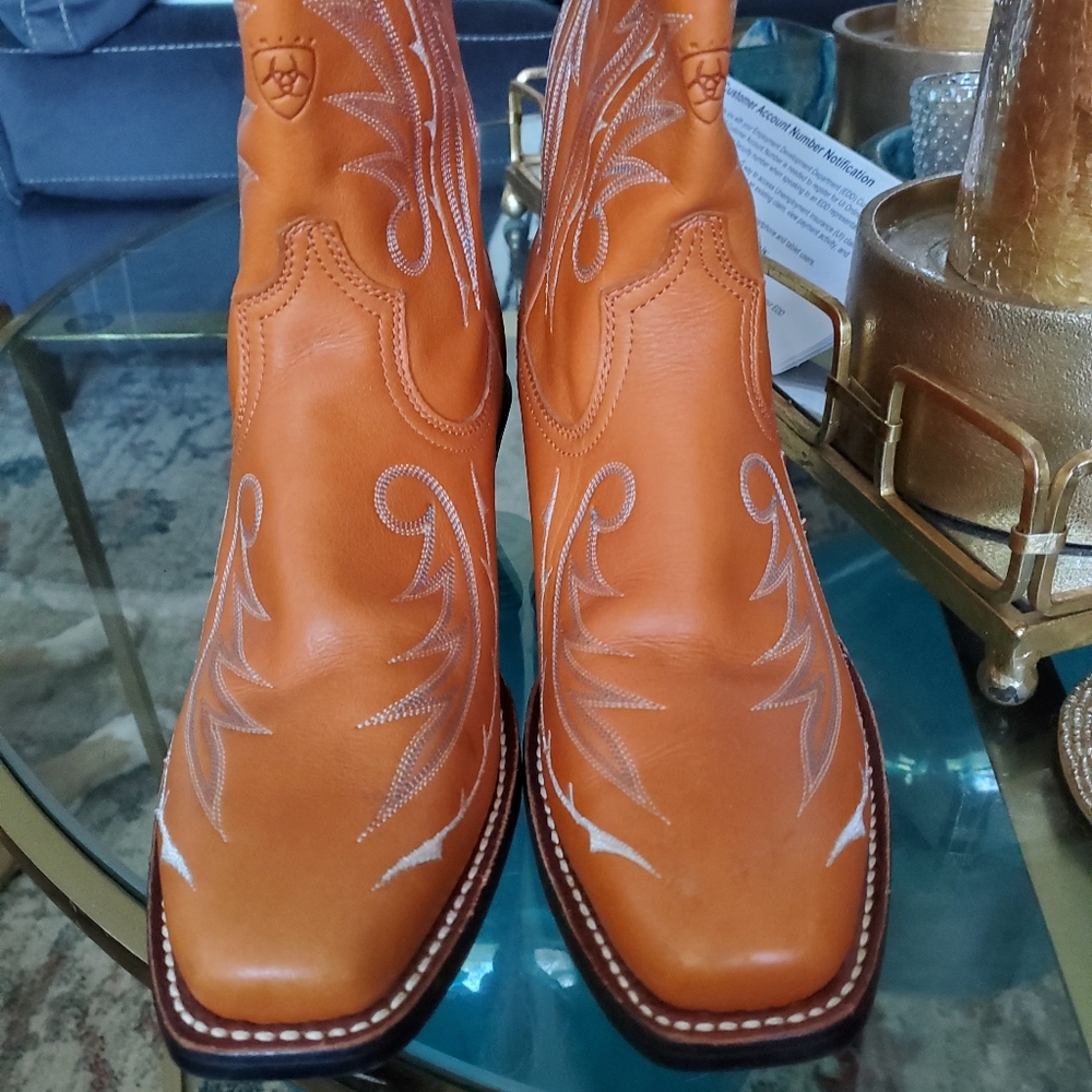 Ariat cowboy boots